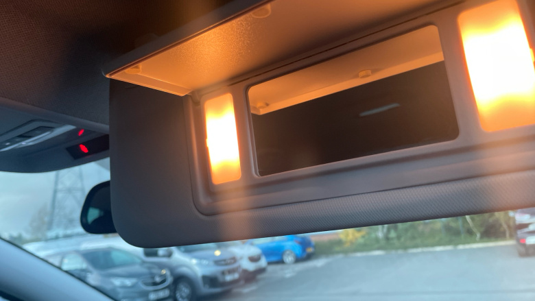 Vauxhall Crossland 1.2 Griffin 5dr Petrol Hatchback